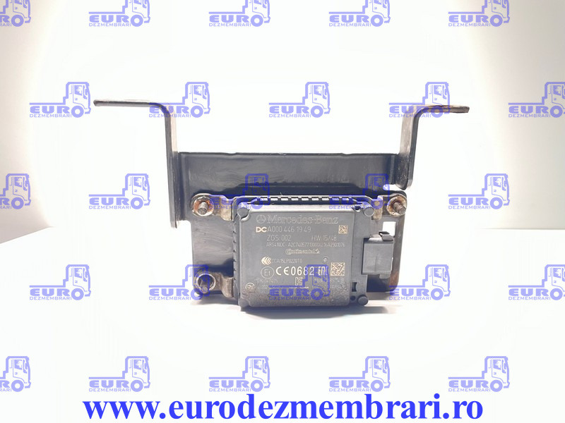 SENZOR PROXIMITATE MERCEDES ACTROS MP4 A0004461949, A0004462149, A0004462749 - Sensor para Camião: foto 1 SENZOR PROXIMITATE MERCEDES ACTROS MP4 A0004461949, A0004462149, A0004462749 - Sensor para Camião: foto 1