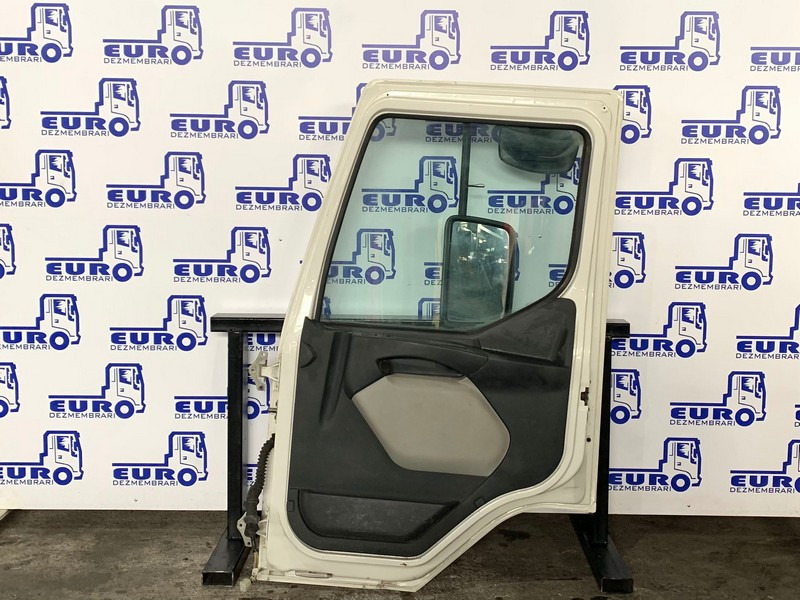 USA DREAPTA RENAULT D WIDE - Porta e peças para Camião: foto 2 USA DREAPTA RENAULT D WIDE - Porta e peças para Camião: foto 2