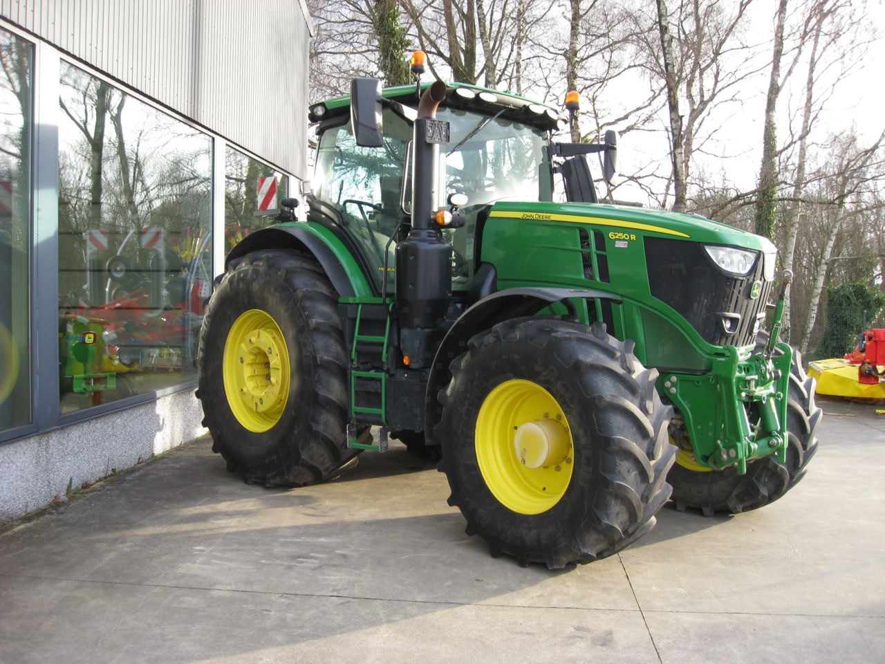 John Deere 6250R - Trator: foto 2 John Deere 6250R - Trator: foto 2