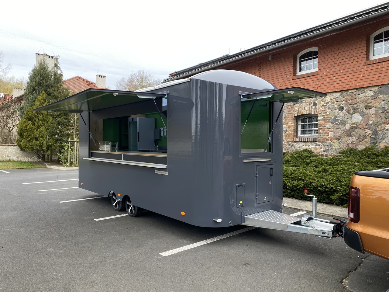 WARK COMFORT 6m - Roulote bar: foto 2 WARK COMFORT 6m - Roulote bar: foto 2