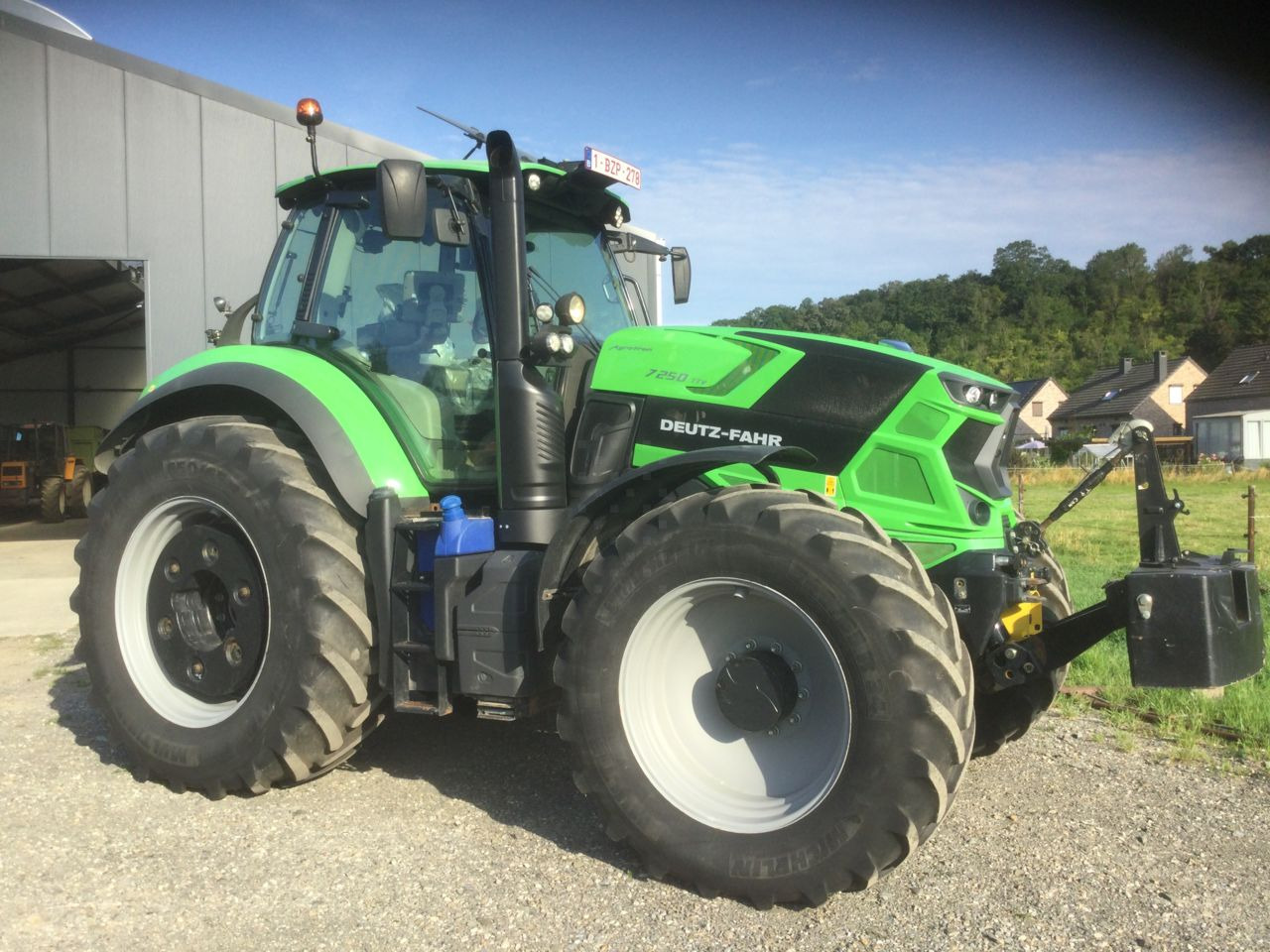 Deutz-Fahr AGROTRON 7250 TTV - Trator: foto 1 Deutz-Fahr AGROTRON 7250 TTV - Trator: foto 1