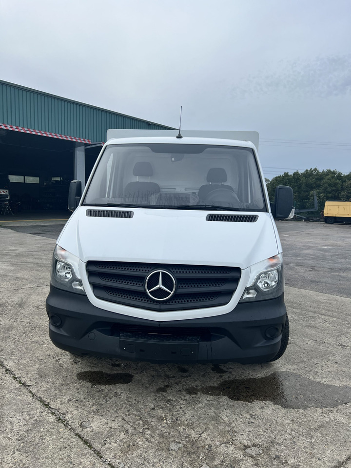 FUROGON HELADERO CON PLACAS MERCEDES Y IVECO - Carrinha frigorífica: foto 4 FUROGON HELADERO CON PLACAS MERCEDES Y IVECO - Carrinha frigorífica: foto 4