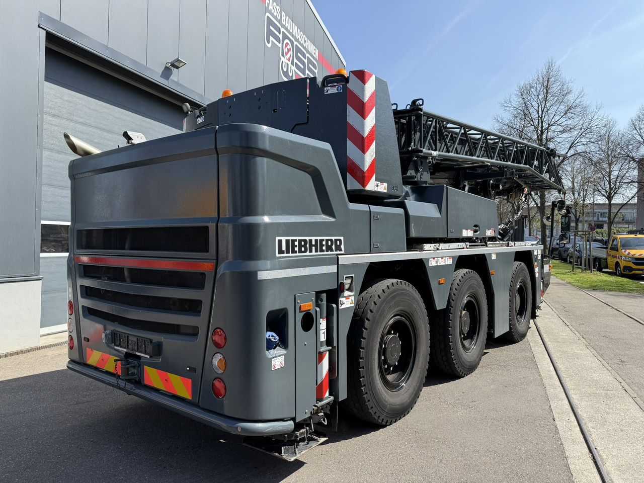 Liebherr LTC 1050-3.1 | 6 x 6 | Klappspitze | Funk inkl. RemoteDrive - Grua móvel: foto 4 Liebherr LTC 1050-3.1 | 6 x 6 | Klappspitze | Funk inkl. RemoteDrive - Grua móvel: foto 4