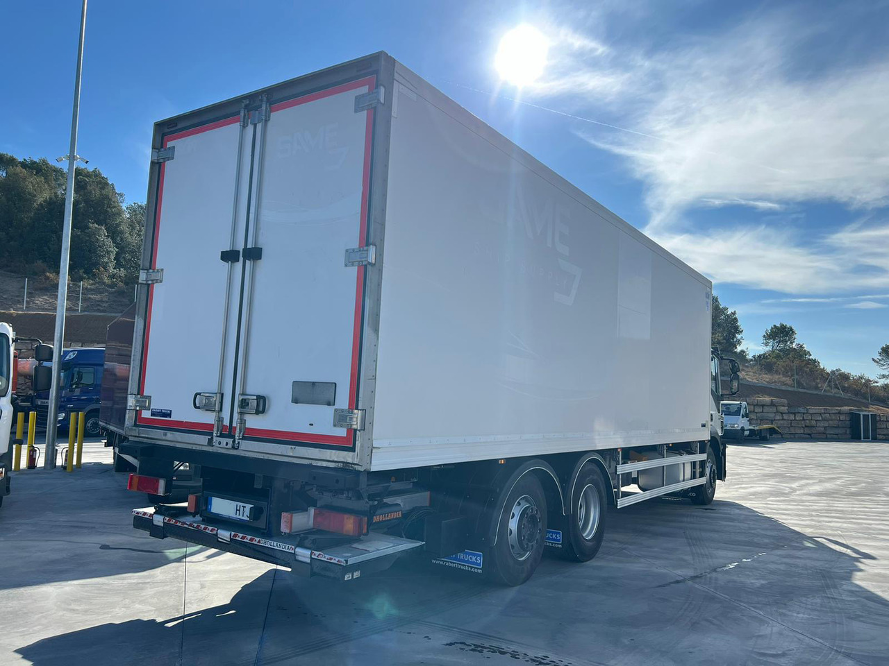 IVECO AD260S36 STRALIS EEV (Refrigerator) - Camião frigorífico: foto 3 IVECO AD260S36 STRALIS EEV (Refrigerator) - Camião frigorífico: foto 3