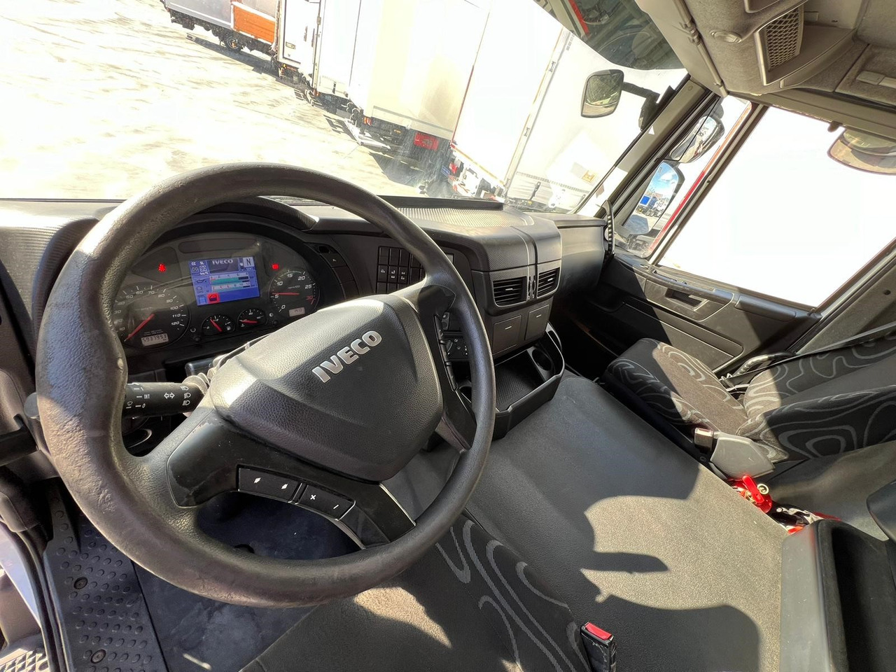 IVECO AD260S36 STRALIS EEV (Refrigerator) - Camião frigorífico: foto 5 IVECO AD260S36 STRALIS EEV (Refrigerator) - Camião frigorífico: foto 5