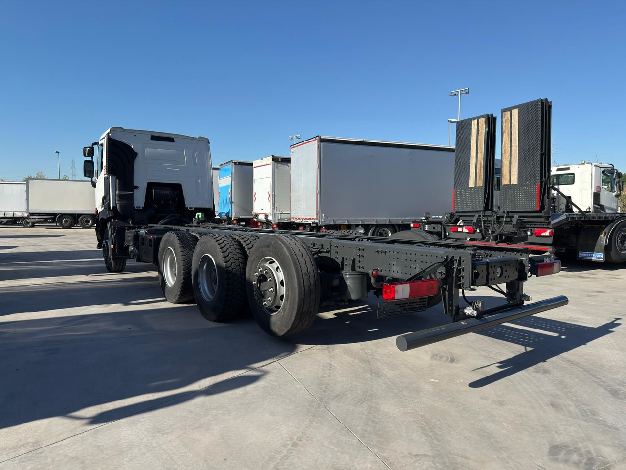 RENAULT C460 E6 (Chassis) - Camião chassi: foto 4 RENAULT C460 E6 (Chassis) - Camião chassi: foto 4