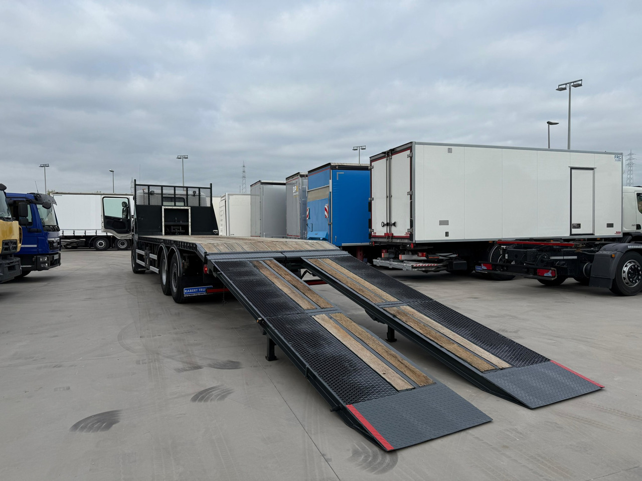 SCANIA P410 E6 (Machinery Carrier) - Camião transporte de veículos: foto 5 SCANIA P410 E6 (Machinery Carrier) - Camião transporte de veículos: foto 5