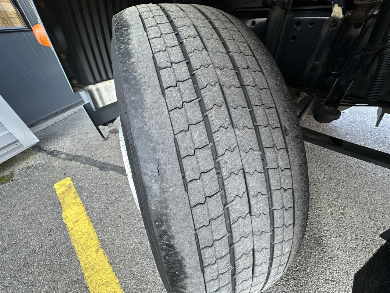 MAN TGM 18.290 - Camião frigorífico: foto 3 MAN TGM 18.290 - Camião frigorífico: foto 3