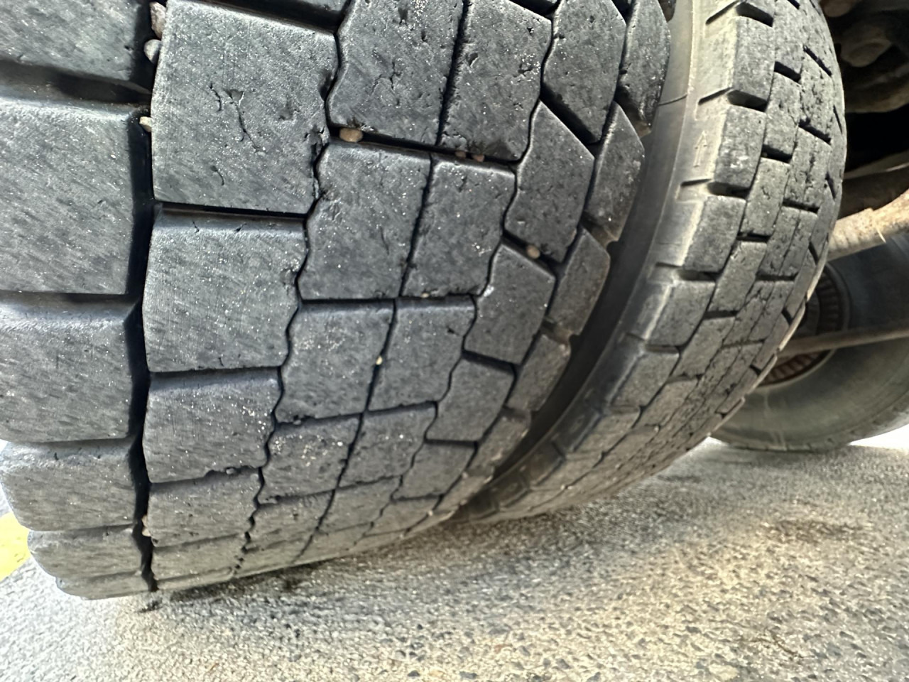 SCANIA R 450 CB6x4HHZ - Camião chassi: foto 2 SCANIA R 450 CB6x4HHZ - Camião chassi: foto 2