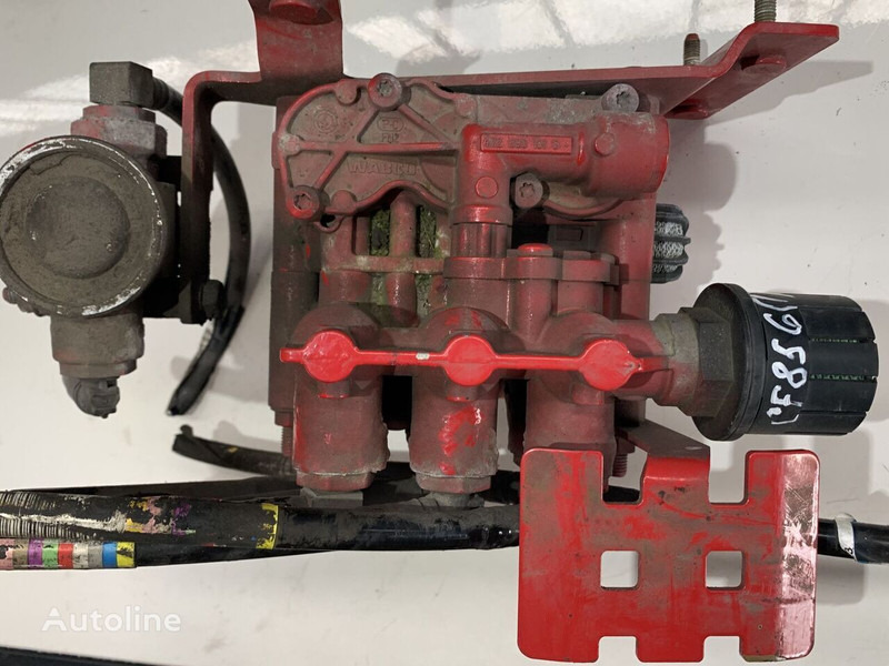 Mercedes-Benz ACTROS - Válvula: foto 3 Mercedes-Benz ACTROS - Válvula: foto 3