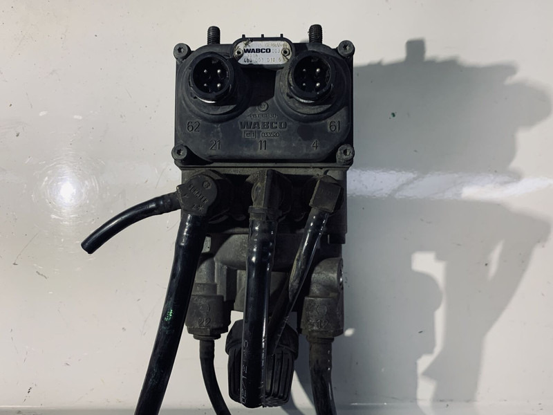 Mercedes-Benz ACTROS - Válvula: foto 1 Mercedes-Benz ACTROS - Válvula: foto 1