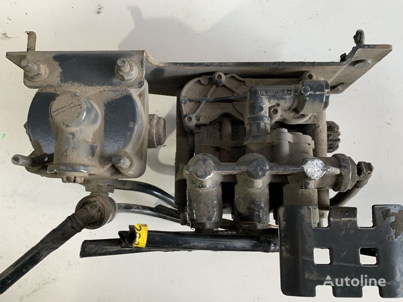 Mercedes-Benz ACTROS - Válvula: foto 2 Mercedes-Benz ACTROS - Válvula: foto 2