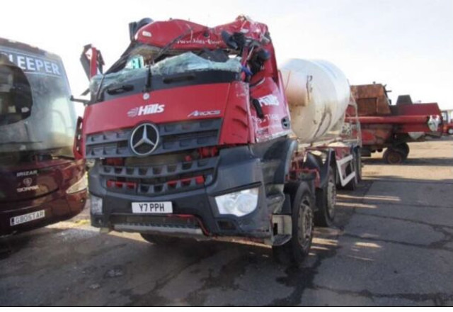 Mercedes-Benz Actros - Camião betoneira: foto 1 Mercedes-Benz Actros - Camião betoneira: foto 1