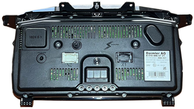 Mercedes-Benz - Painel de instrumentos: foto 2 Mercedes-Benz - Painel de instrumentos: foto 2