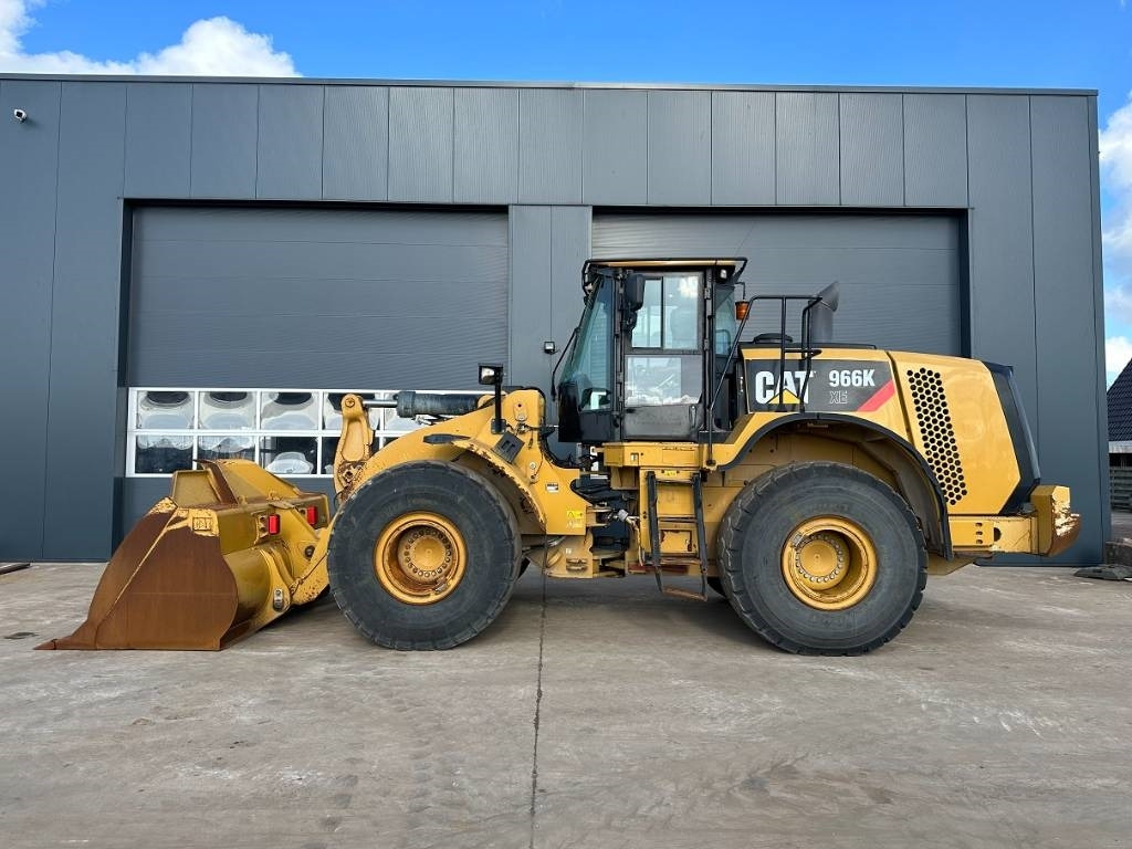 Pá carregadora de rodas CAT 966 K: foto 1