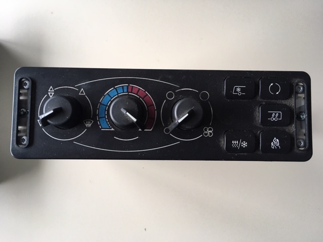 Wabco 4461950040, ..0030, ..0020 - Aquecimento/ Ventilação para Ônibus urbano: foto 1 Wabco 4461950040, ..0030, ..0020 - Aquecimento/ Ventilação para Ônibus urbano: foto 1