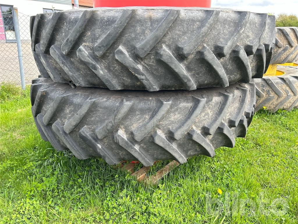 2 x Reifen BKT 460/85 R34 und 2 x 480/95 R 50 Mitas - Jantes e pneus: foto 1 2 x Reifen BKT 460/85 R34 und 2 x 480/95 R 50 Mitas - Jantes e pneus: foto 1