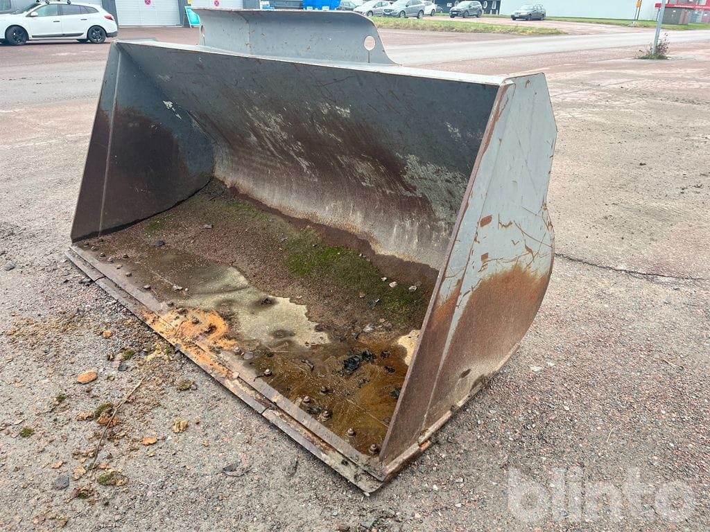 B2500mm Stora BM - Balde carregador: foto 1 B2500mm Stora BM - Balde carregador: foto 1