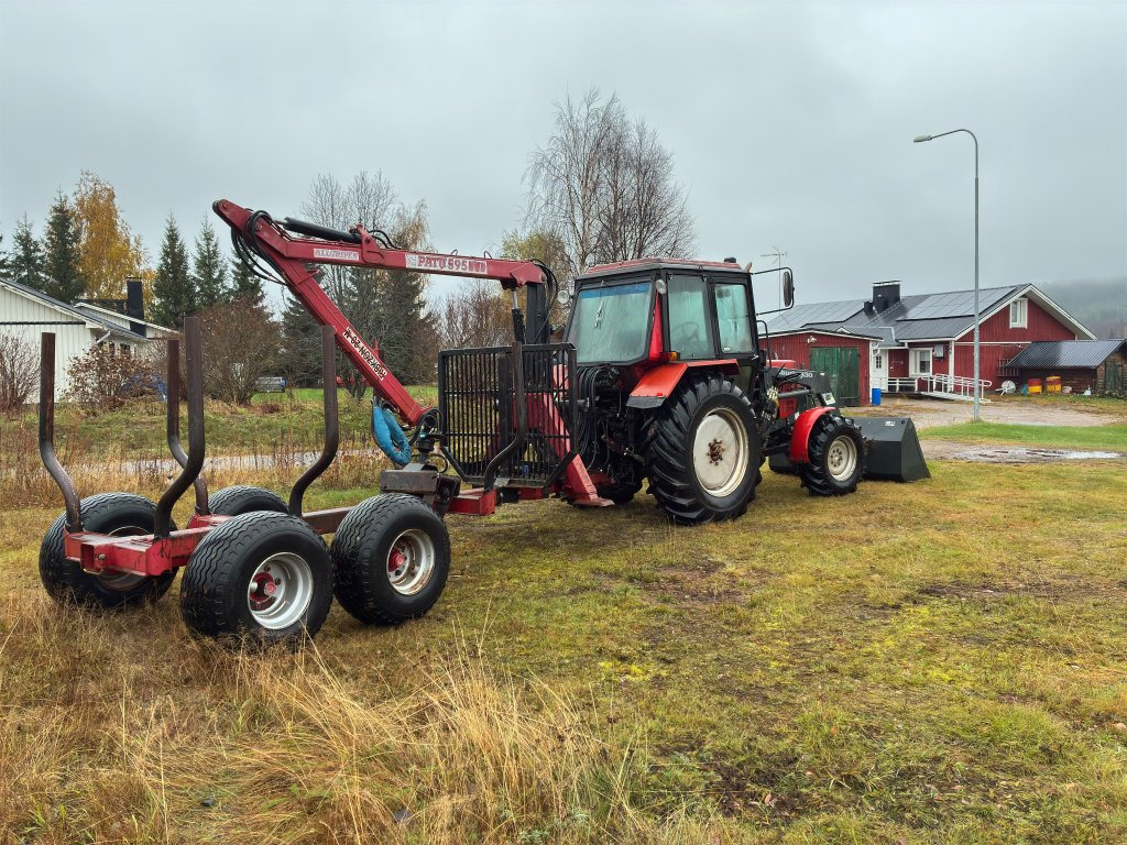 BELARUS MTZ 562 / Patu 595 - Trator, Reboque florestal: foto 5 BELARUS MTZ 562 / Patu 595 - Trator, Reboque florestal: foto 5