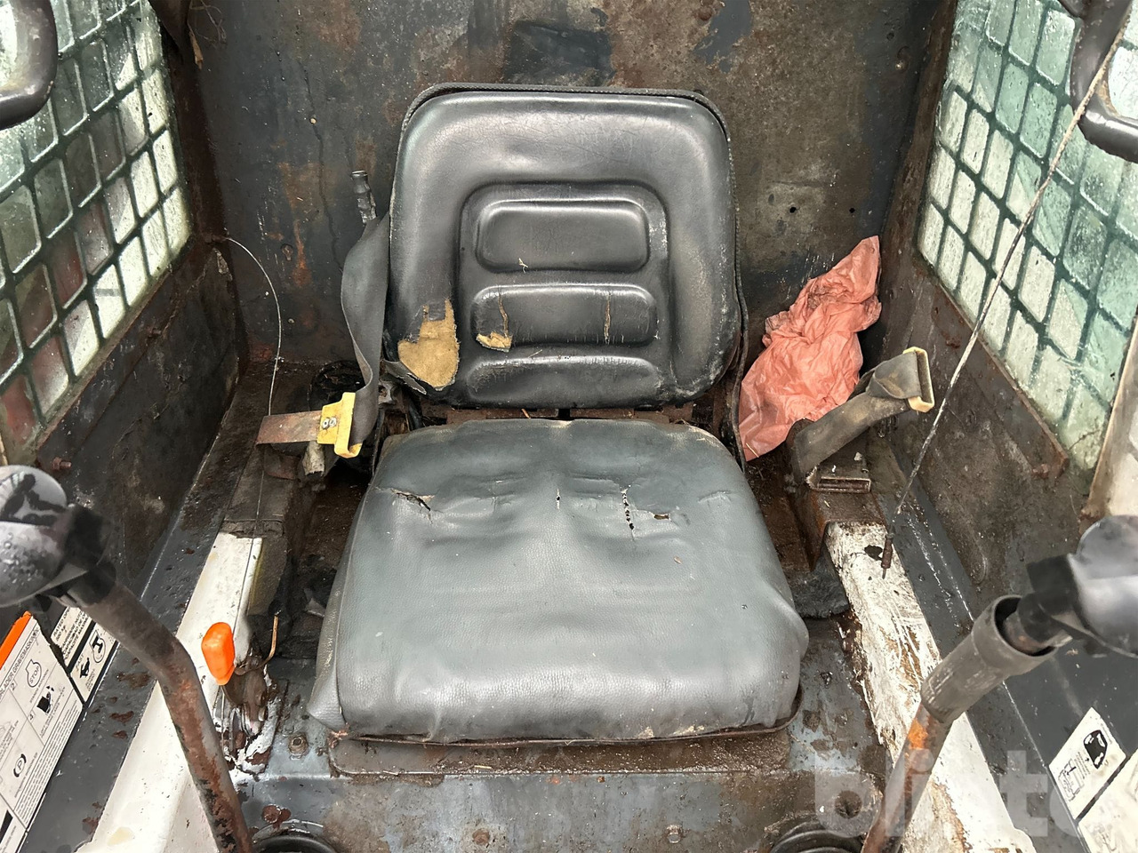 Mini pá carregadora Bobcat 753 - 2 Redskap: foto 39 Mini pá carregadora Bobcat 753 - 2 Redskap: foto 39