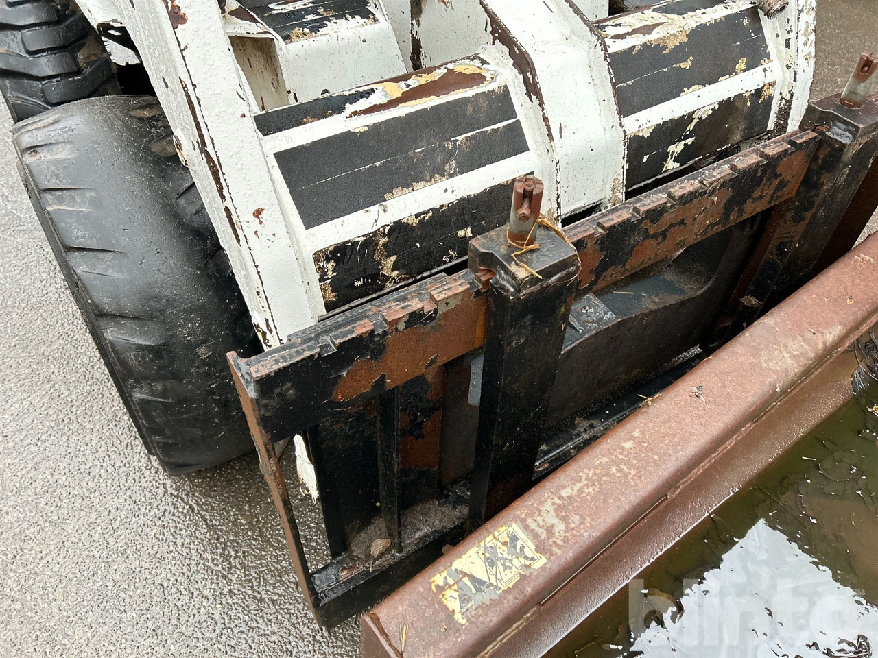 Mini pá carregadora Bobcat 753 - 2 Redskap: foto 16 Mini pá carregadora Bobcat 753 - 2 Redskap: foto 16