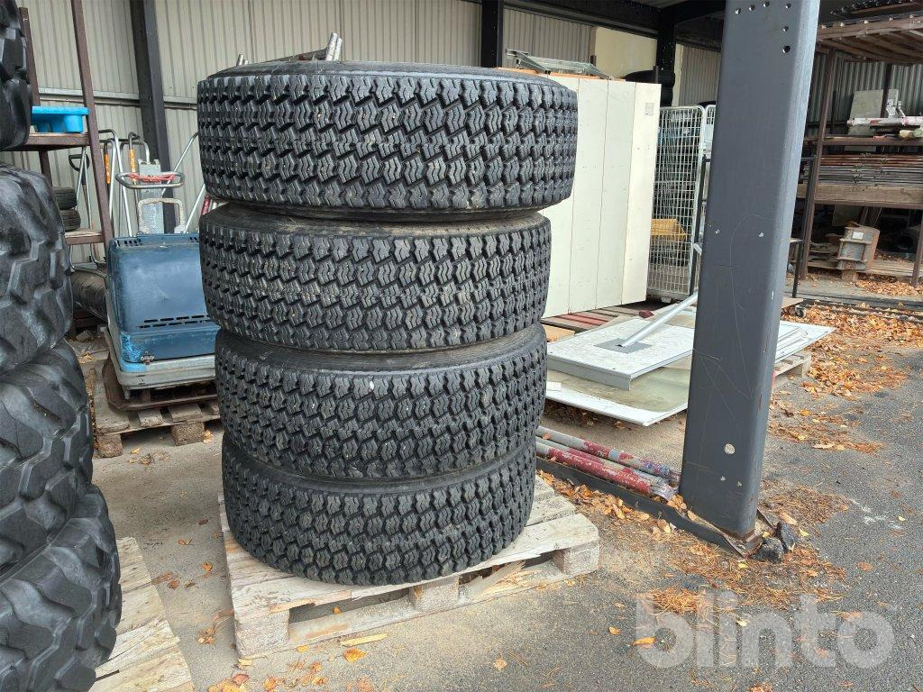 Bridgestone 385/65 R 22.5 - Roda completa: foto 2 Bridgestone 385/65 R 22.5 - Roda completa: foto 2