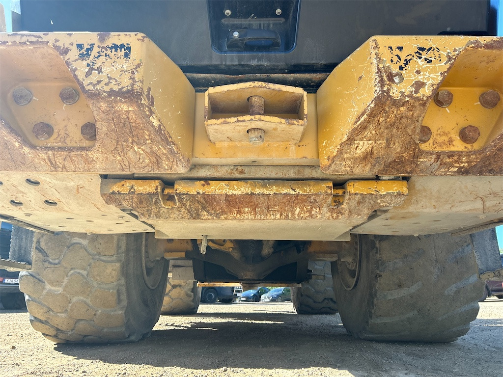 Pá carregadora de rodas CATERPILLAR 980K: foto 26