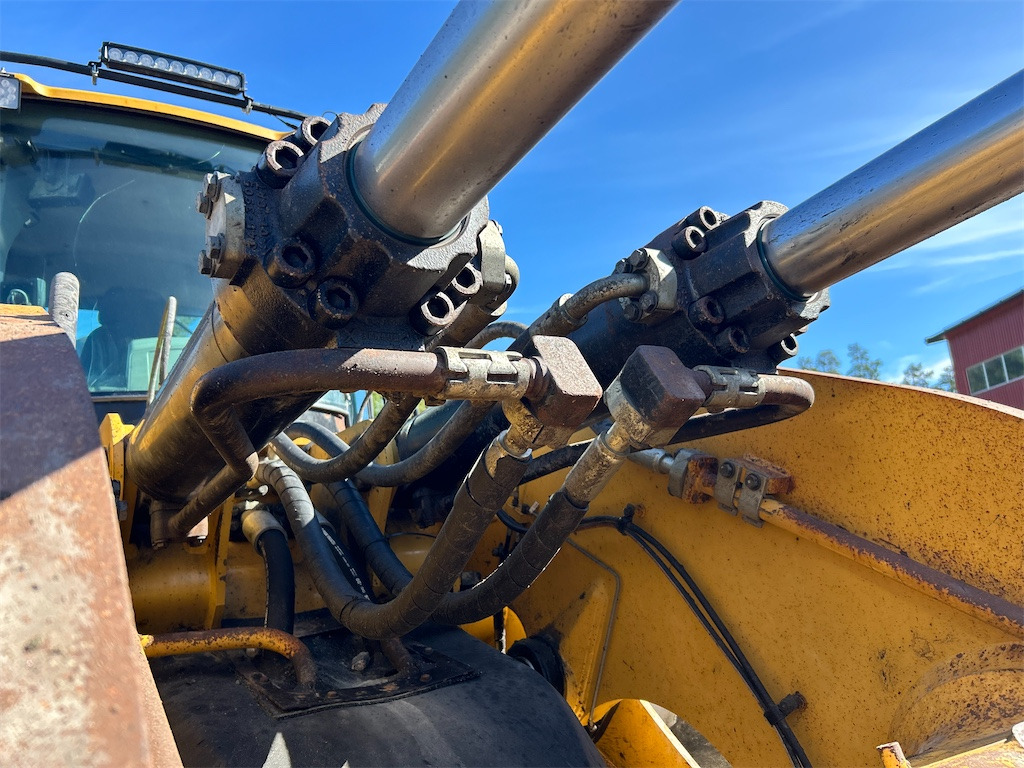 Pá carregadora de rodas CATERPILLAR 980K: foto 48