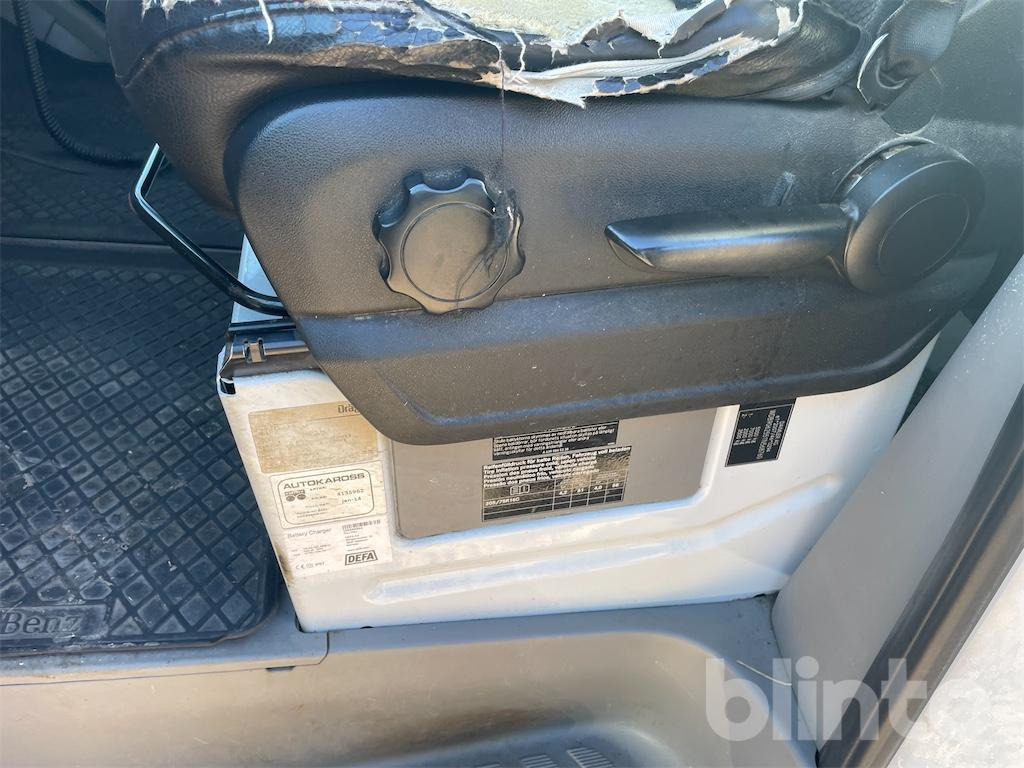 Camião MERCEDES BENZ 906BA50: foto 19