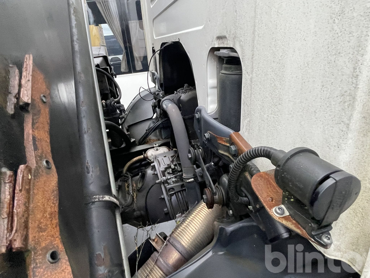 Camião SCANIA P94GB4X2NA230: foto 39