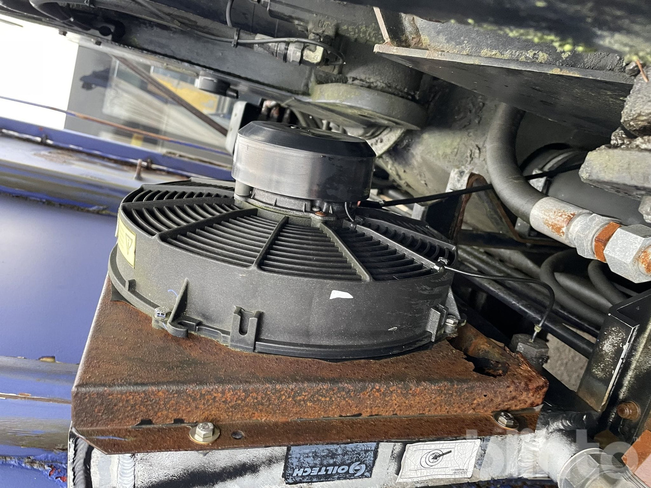 Camião SCANIA P94GB4X2NA230: foto 46