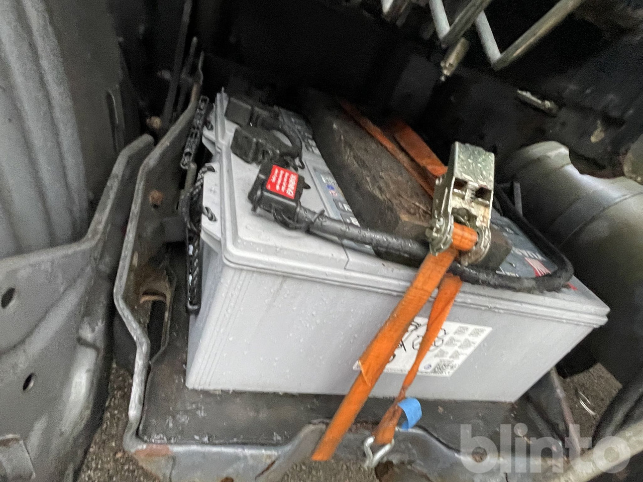 Camião SCANIA P94GB4X2NA230: foto 27