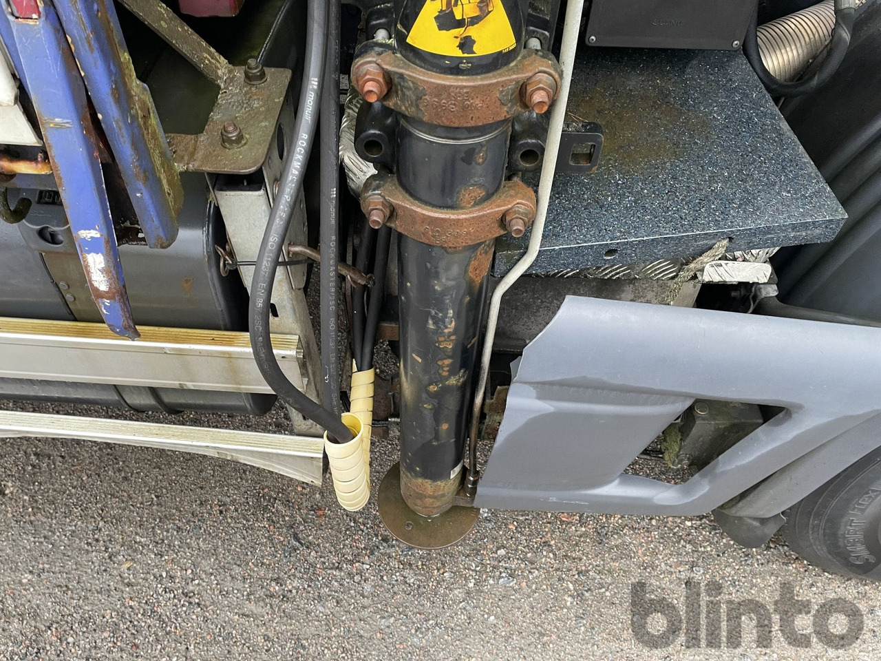 Camião SCANIA P94GB4X2NA230: foto 45