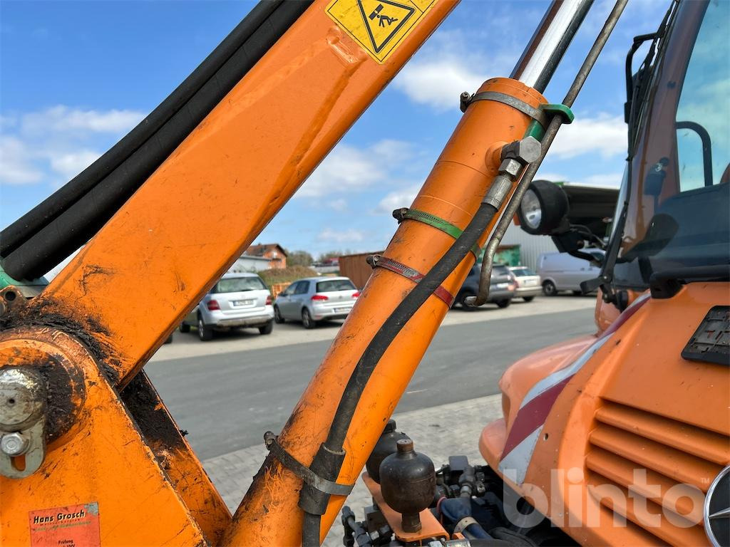 Camião Unimog U 300 mit MULAG Ausleger 2010: foto 28