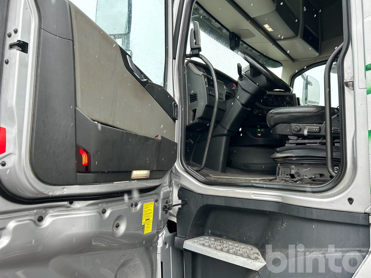 Camião VOLVO: foto 13 Camião VOLVO: foto 13