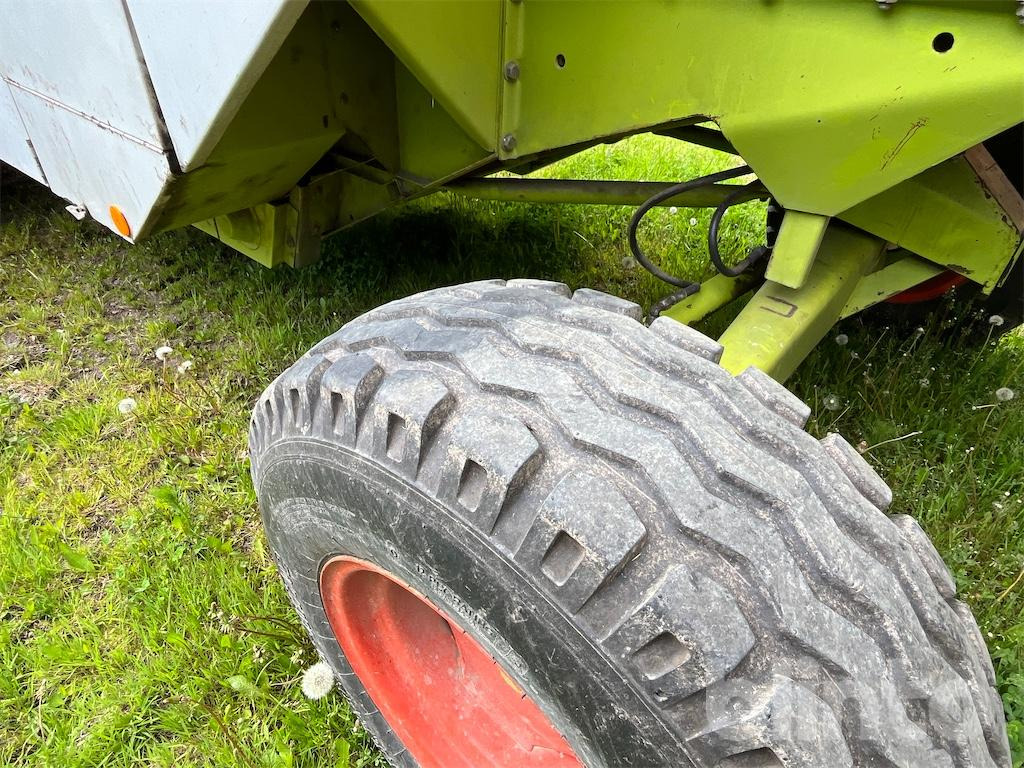 Ceifeira debulhadora Claas Dominator 56: foto 20