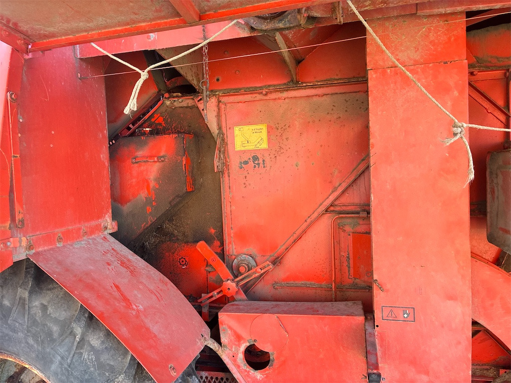 Ceifeira debulhadora Deutz Fahr 750: foto 45