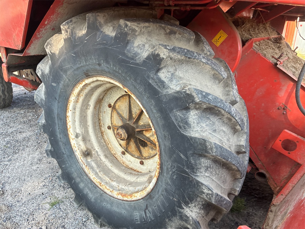 Ceifeira debulhadora Deutz Fahr 750: foto 21