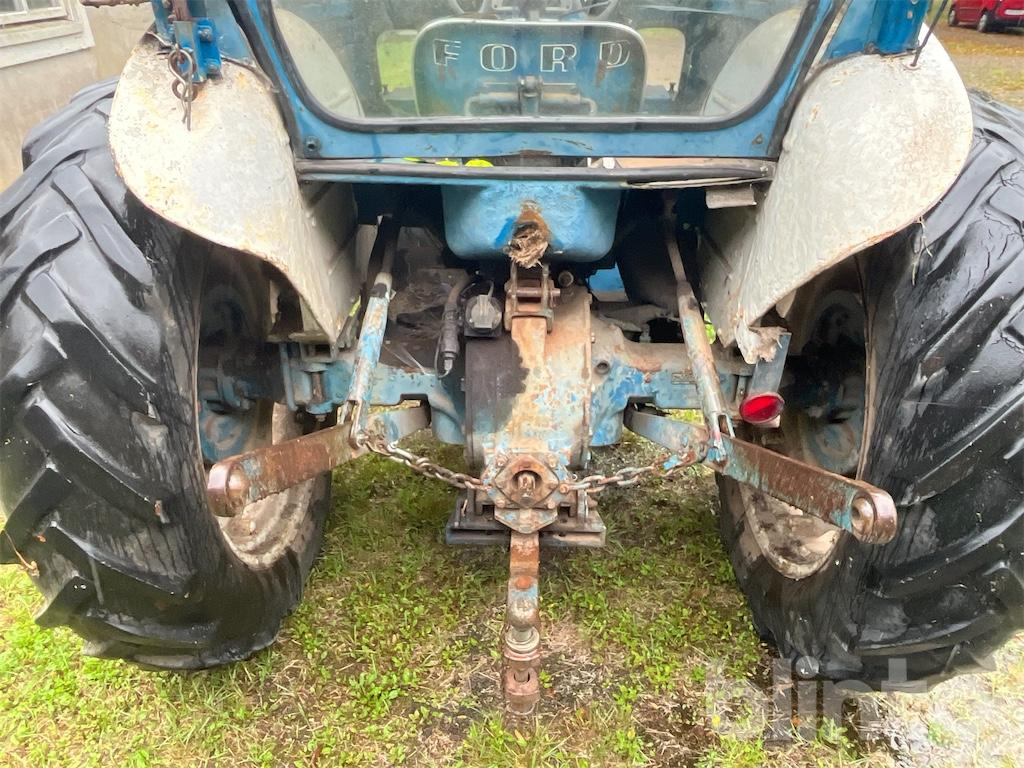 Trator FORD 3000: foto 8