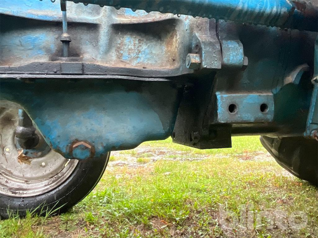 Trator FORD 3000: foto 23