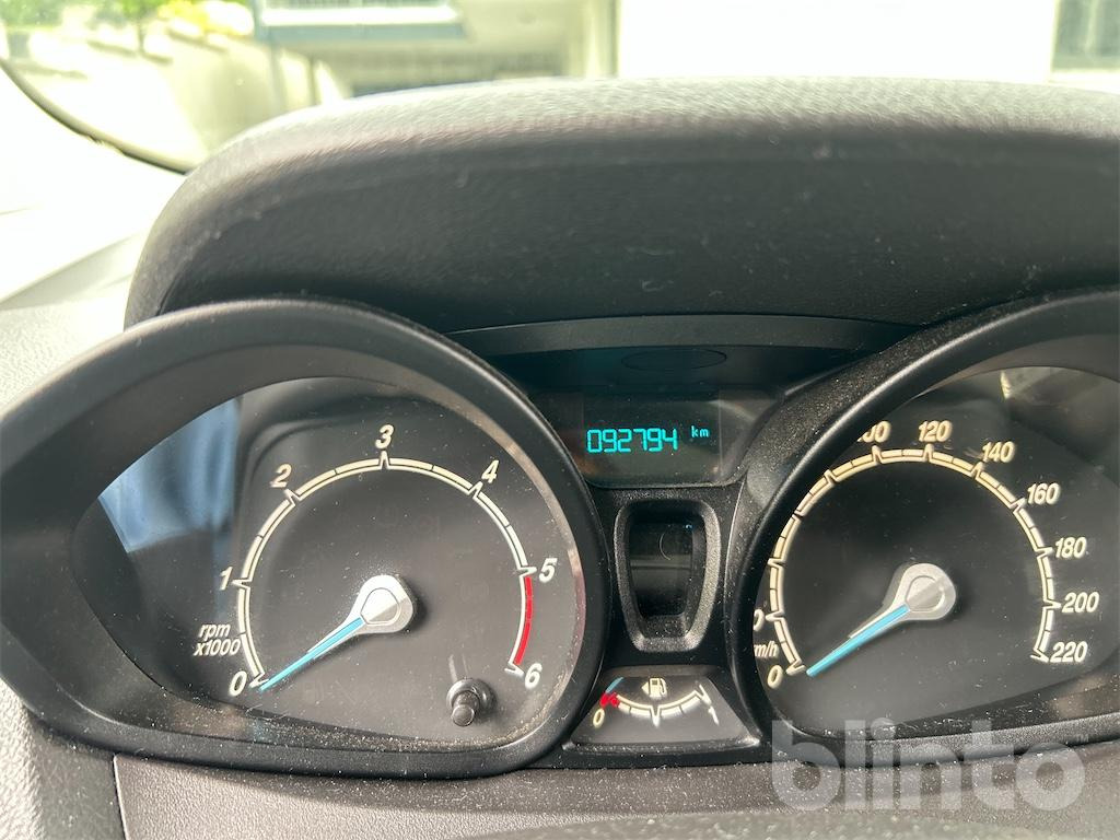 Ford Transit Courier - Furgão compacto: foto 5 Ford Transit Courier - Furgão compacto: foto 5