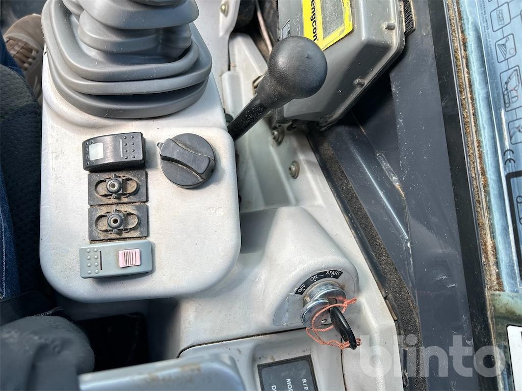 Escavadora de rastos Hitachi: foto 36 Escavadora de rastos Hitachi: foto 36