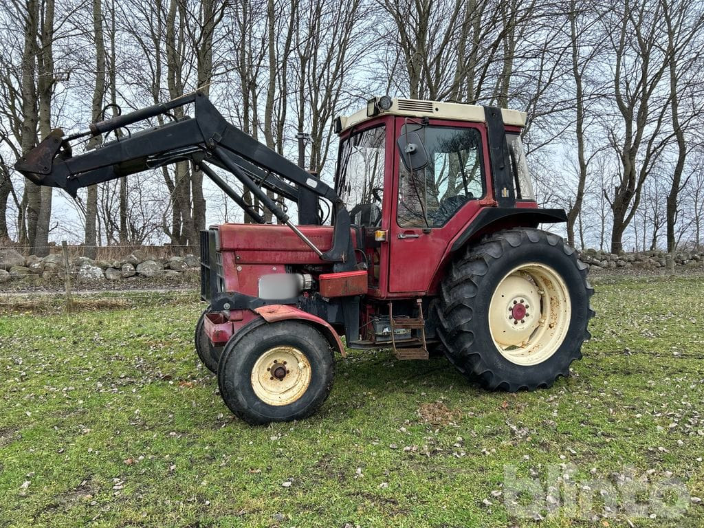 INTERNATIONAL 685 XL - Trator: foto 1 INTERNATIONAL 685 XL - Trator: foto 1