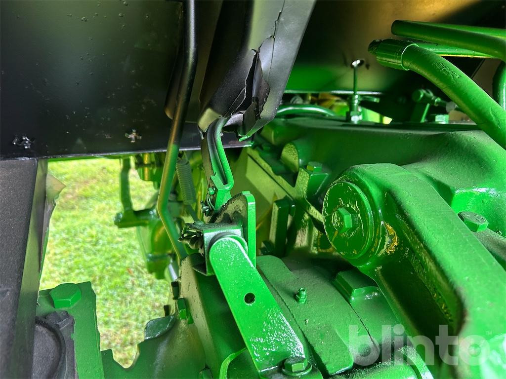 Trator John Deere 2140: foto 46