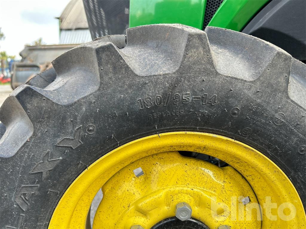 Trator John Deere 3038E (Neufahrzeug, Bj. 2025): foto 36