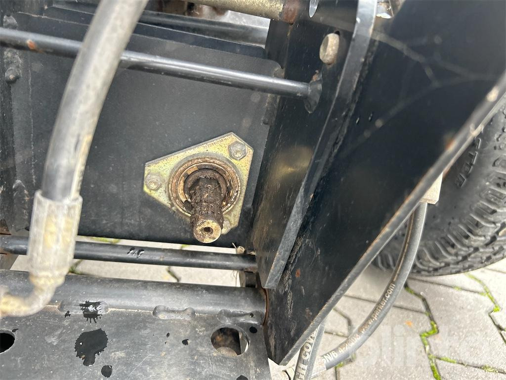 Trator John Deere 4010HST: foto 40 Trator John Deere 4010HST: foto 40