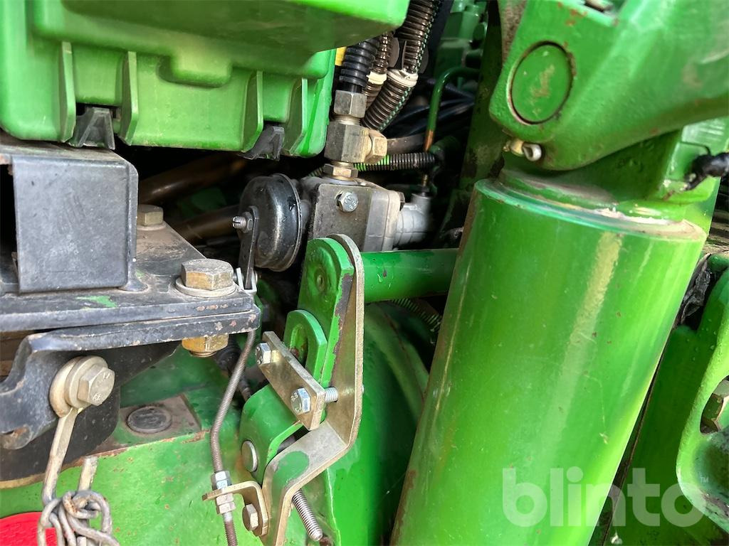 Trator John Deere 6320 (2004): foto 39