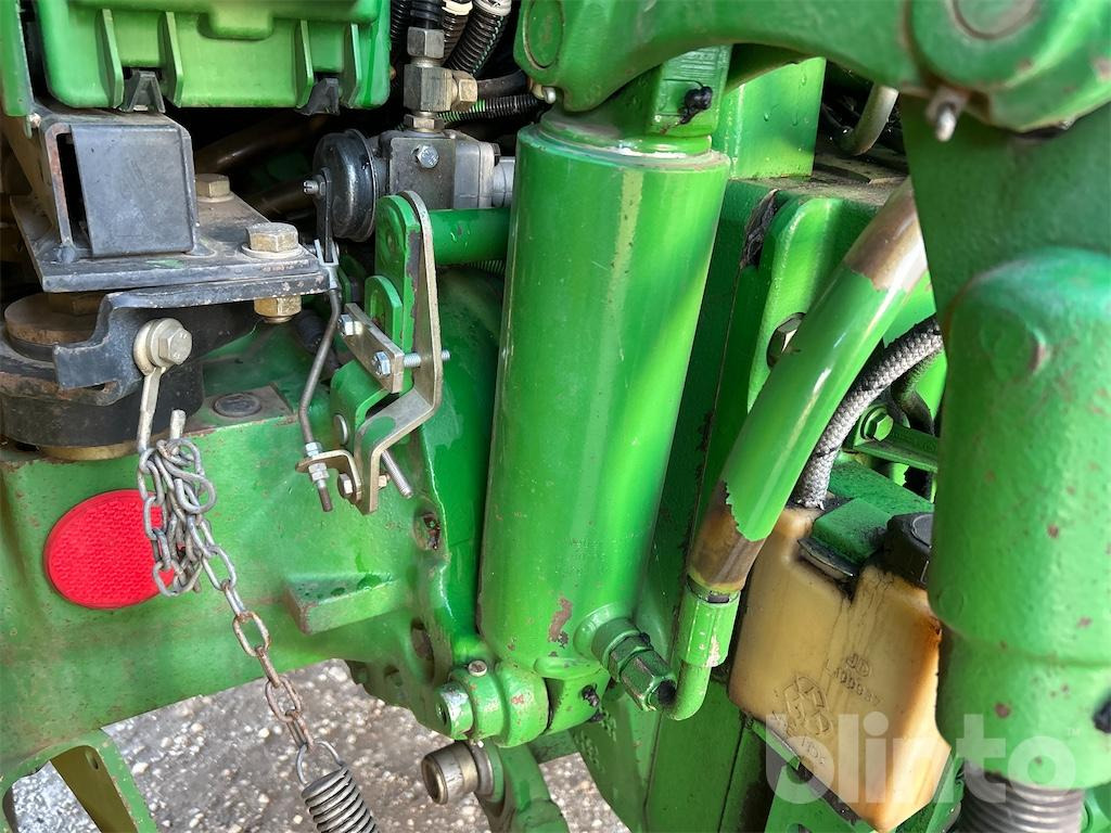 Trator John Deere 6320 (2004): foto 40