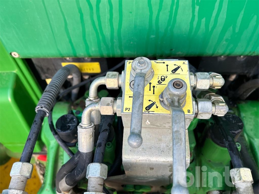 Trator John Deere 6320 (2004): foto 38