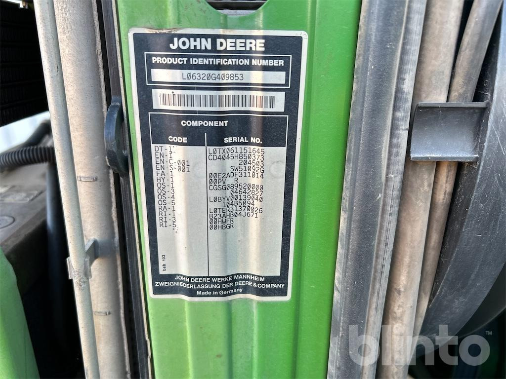 Trator John Deere 6320 (2004): foto 7